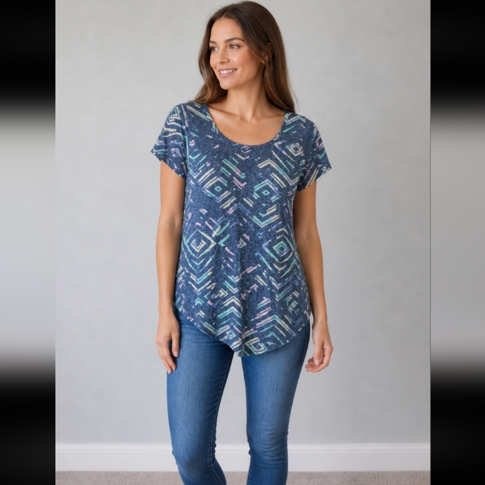 LULAROE Small Classic T Heathered Patterned Shirt